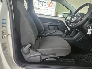 Volkswagen up! move up! 3-door 1.0 - Image 13