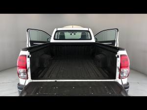 Toyota Hilux 2.4GD-6 single cab 4x4 SR - Image 13