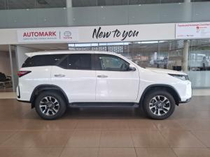 Toyota Fortuner 2.4GD-6 4X4 automatic - Image 3