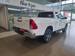 Toyota Hilux 2.4 GD-6 RB RaiderE/CAB - Image 4