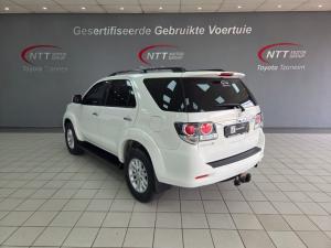Toyota Fortuner 3.0D-4D Raised Body automatic - Image 2