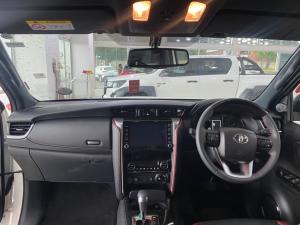 Toyota Fortuner 2.8GD-6 4X4 automatic - Image 6
