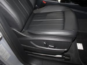 Audi Q5 40 TDI Quattro Stronic Black Edition - Image 17