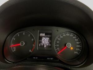 Volkswagen Polo Vivo 1.4 Trendline - Image 13