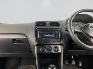 Volkswagen Polo Vivo 1.4 Trendline - Image 14