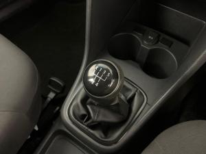 Volkswagen Polo Vivo 1.4 Trendline - Image 8