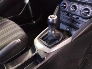 Mazda Mazda2 1.5 Active - Image 11