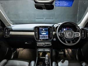 Volvo XC40 B4 Plus Dark - Image 5