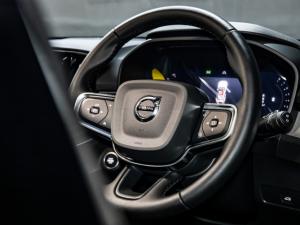 Volvo XC40 B4 Plus Dark - Image 8