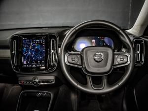 Volvo XC40 B4 Plus Dark - Image 17