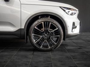 Volvo XC40 B4 Plus Dark - Image 6