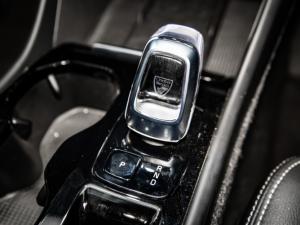 Volvo XC40 B4 Plus Dark - Image 8
