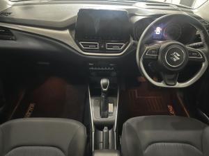 Suzuki Baleno 1.5 GLX auto - Image 8