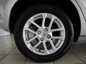 Suzuki Swift 1.2 GLX manual - Image 23