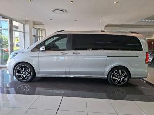 Mercedes-Benz V-Class V300d Exclusive - Image 25