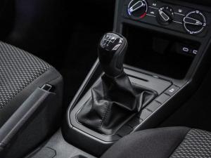 Volkswagen Polo hatch 1.0TSI - Image 21