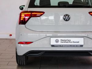 Volkswagen Polo hatch 1.0TSI Life manual - Image 12