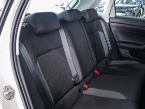 Volkswagen Polo hatch 1.0TSI Life manual - Image 16