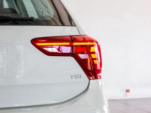 Volkswagen Polo hatch 1.0TSI Life manual - Image 8