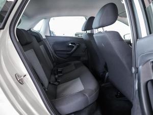 Volkswagen Polo Vivo hatch 1.4 Life - Image 11