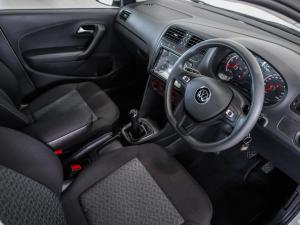 Volkswagen Polo Vivo hatch 1.4 Life - Image 12