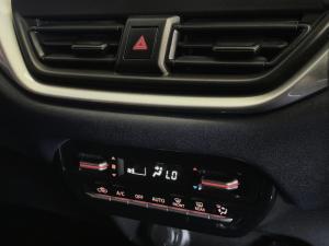 Toyota Starlet 1.5 XS auto - Image 21