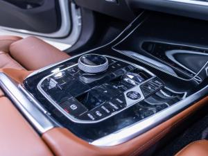 BMW X7 xDrive40d M Sport - Image 21