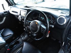 Jeep Wrangler Unlimited 3.6L Rubicon - Image 30