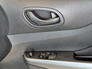 Nissan Navara 2.5DDTi single cab SE - Image 16
