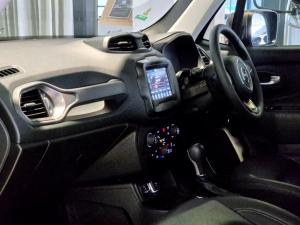 Jeep Renegade 1.4T Limited - Image 13