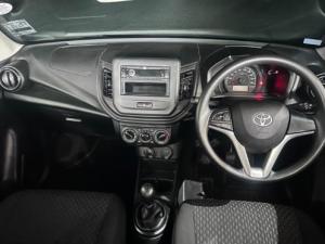Toyota Vitz 1.0 XR manual - Image 8