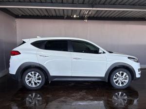 Hyundai Tucson 2.0 Premium auto - Image 5