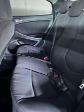 Hyundai Accent sedan 1.6 Fluid auto - Image 15