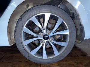 Hyundai Accent sedan 1.6 Fluid auto - Image 22