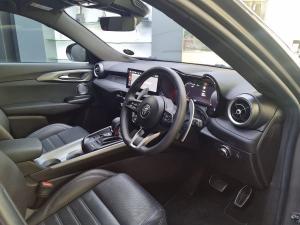 Alfa Romeo Tonale 1.5T Hybrid Speciale - Image 17