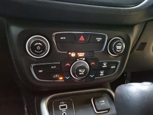 Jeep Compass 1.4T Longitude auto - Image 19