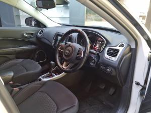 Jeep Compass 1.4T Longitude auto - Image 9