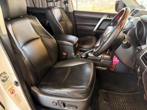 Toyota Land Cruiser Prado 3.0DT VX - Image 14