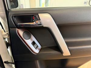 Toyota Land Cruiser Prado 3.0DT VX - Image 21
