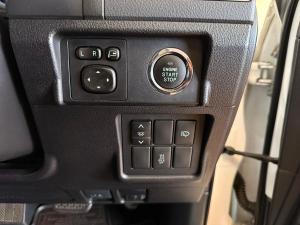 Toyota Land Cruiser Prado 3.0DT VX - Image 26