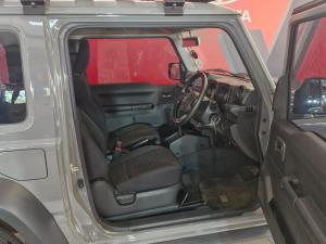Suzuki Jimny 1.5 GL AllGrip 3-door auto - Image 10