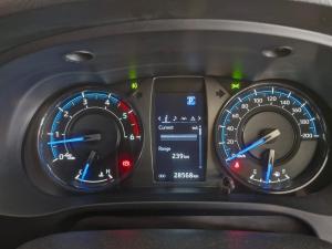 Toyota Hilux 2.8GD-6 double cab Legend auto - Image 12