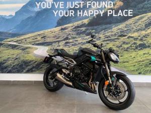 Triumph Street Triple 765 - Image 2
