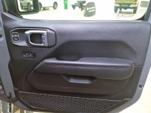 Jeep Wrangler Unlimited 3.6 Rubicon - Image 14