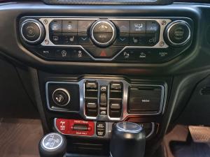 Jeep Wrangler Unlimited 3.6 Rubicon - Image 17