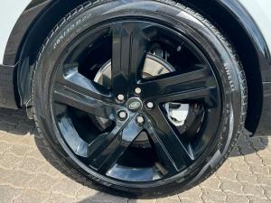 Land Rover Discovery D300 R-Dynamic HSE - Image 19