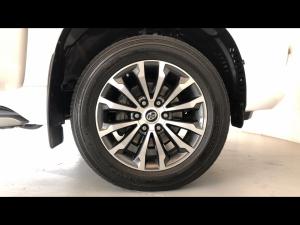 Toyota Land Cruiser Prado 2.8GD VX-L - Image 17
