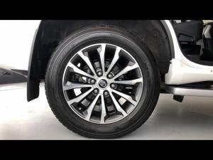 Toyota Land Cruiser Prado 2.8GD VX-L - Image 20