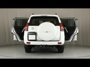 Toyota Land Cruiser Prado 2.8GD VX-L - Image 24