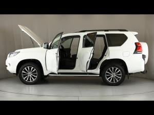 Toyota Land Cruiser Prado 2.8GD VX-L - Image 26